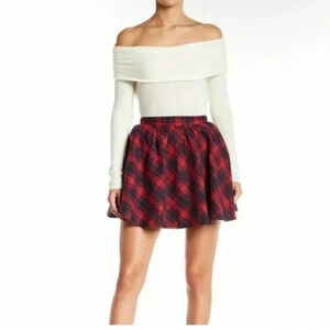 NWT PPLA Red & navy plaid mini skater skirt

Size SMALL